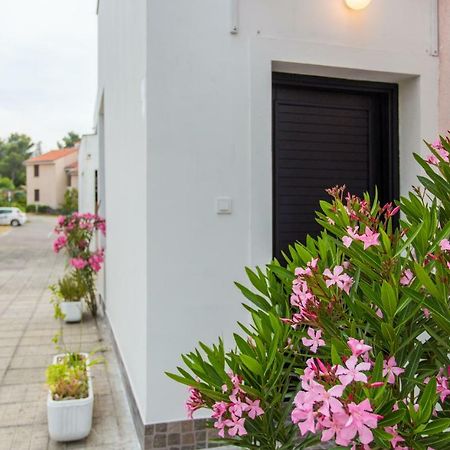 Studio Apartman Mija 1 مالينسكا المظهر الخارجي الصورة